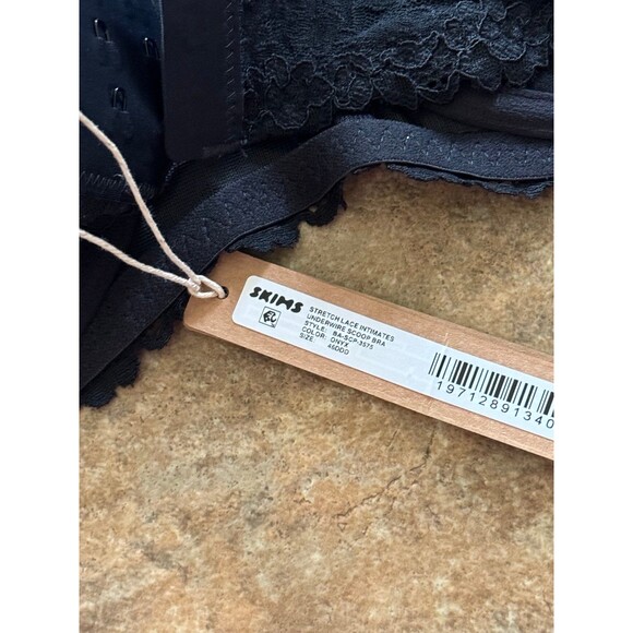 Skims Stretch Lace Underwire Scoop Bra Size 46DDD Onyx - Picture 7 of 7